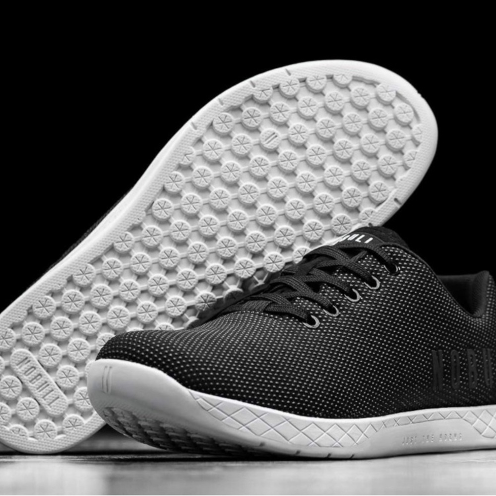 Nobull Women’s trainers sz. 8.5